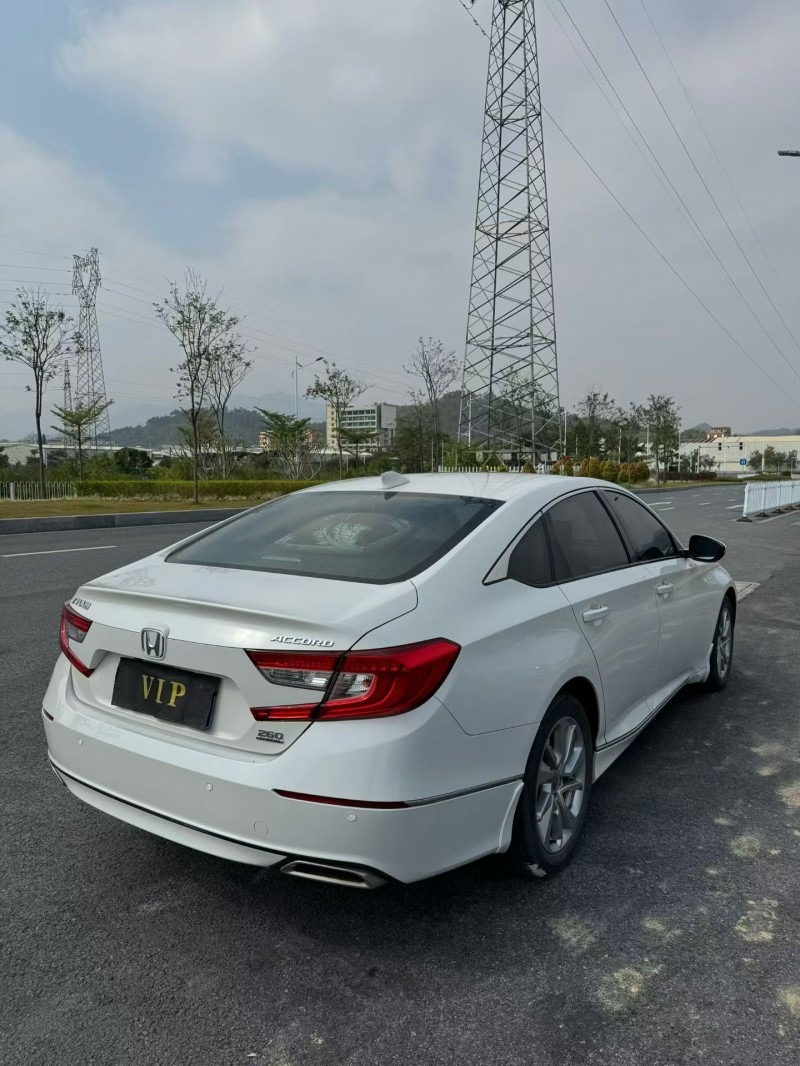 云浮19年本田雅阁7