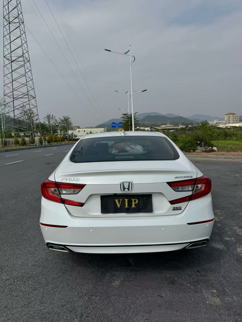 云浮19年本田雅阁8