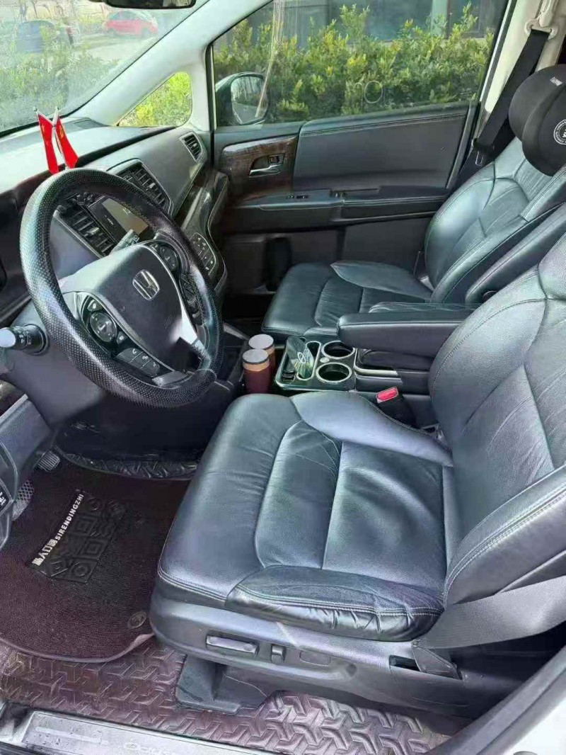 济宁16年本田奥德赛6