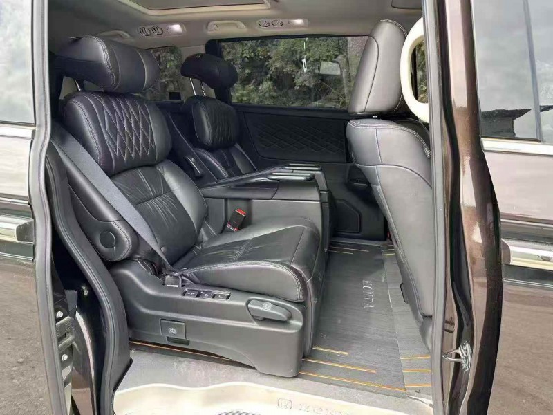 梧州19年本田艾力绅5