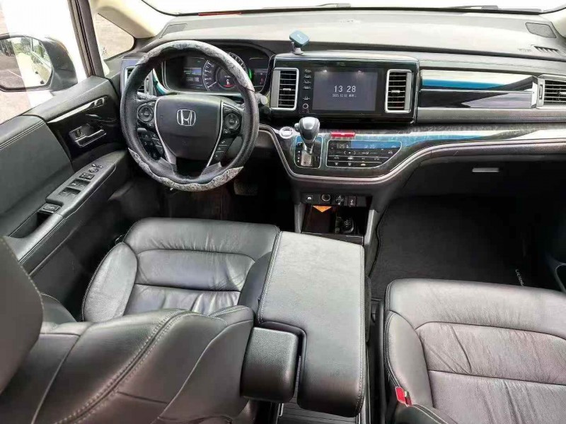 梧州19年本田艾力绅7