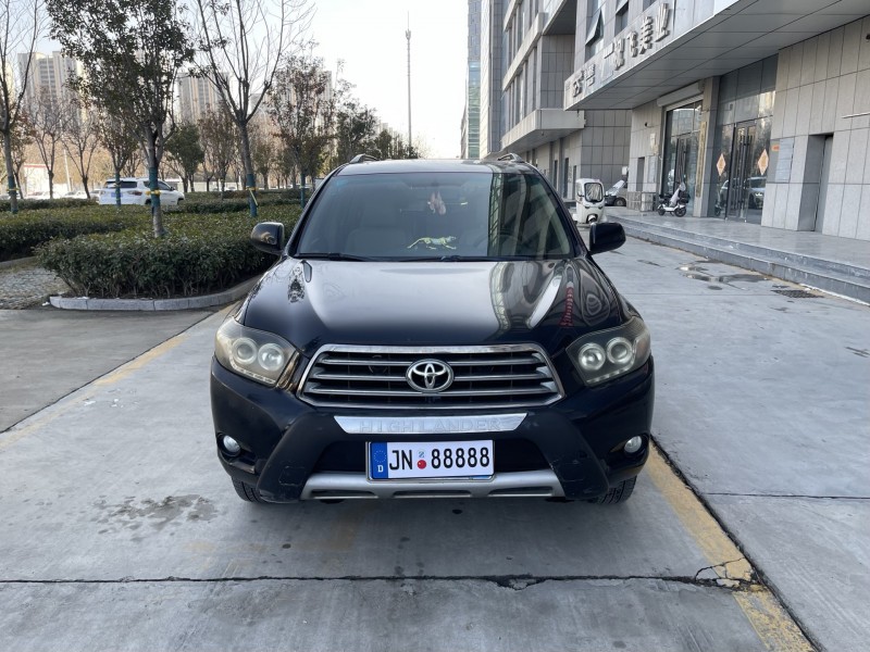 济宁12年丰田汉兰达1