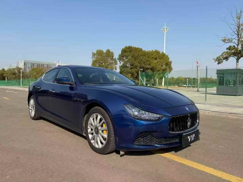 淮安17年玛莎拉蒂Ghibli2