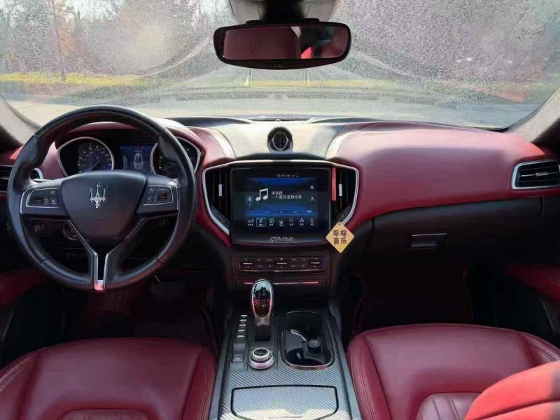 淮安17年玛莎拉蒂Ghibli3