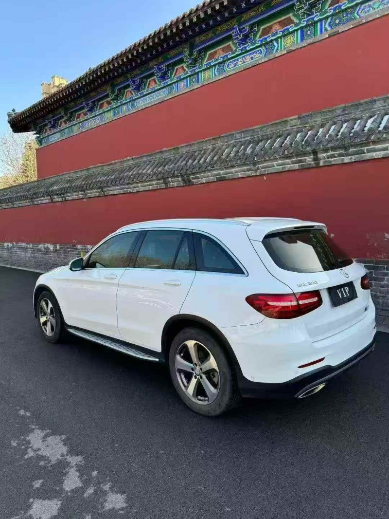 枣庄17年奔驰GLC8