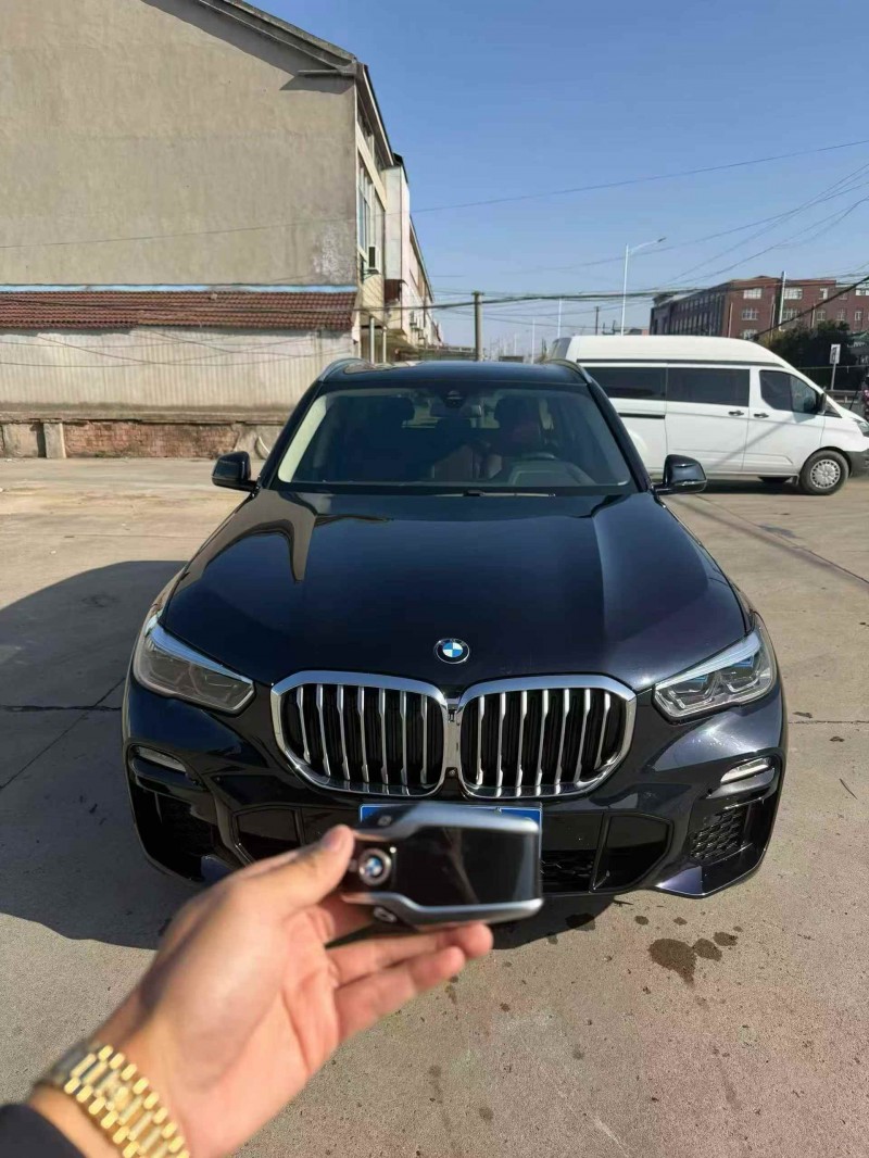 苏州20年宝马X51