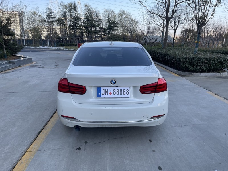 济宁16年宝马3系9