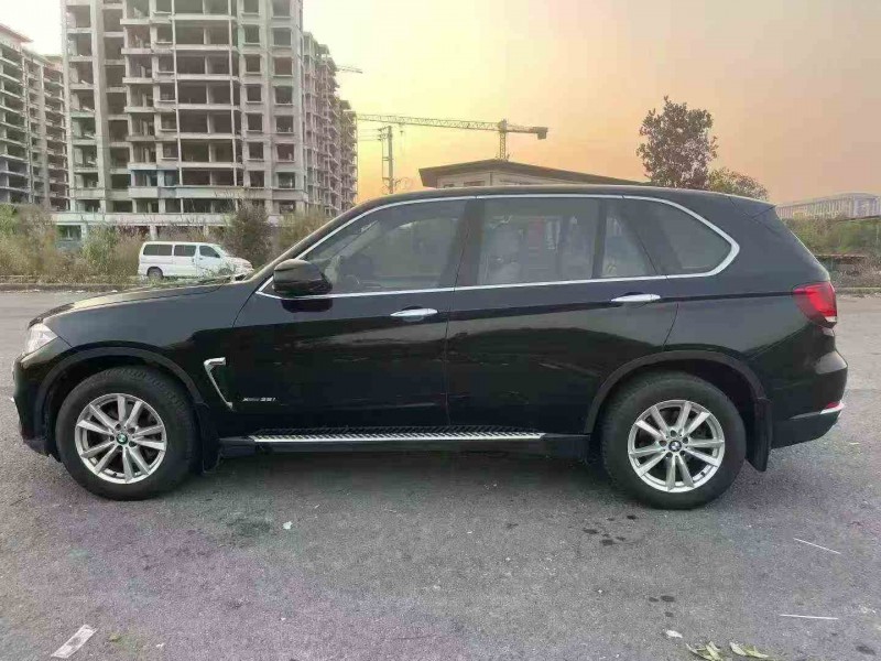 钦州17年宝马X56