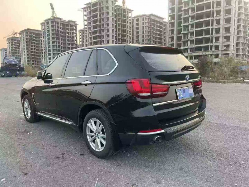 钦州17年宝马X57