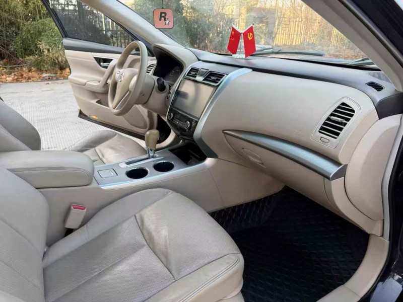 徐州18年日产天籁5