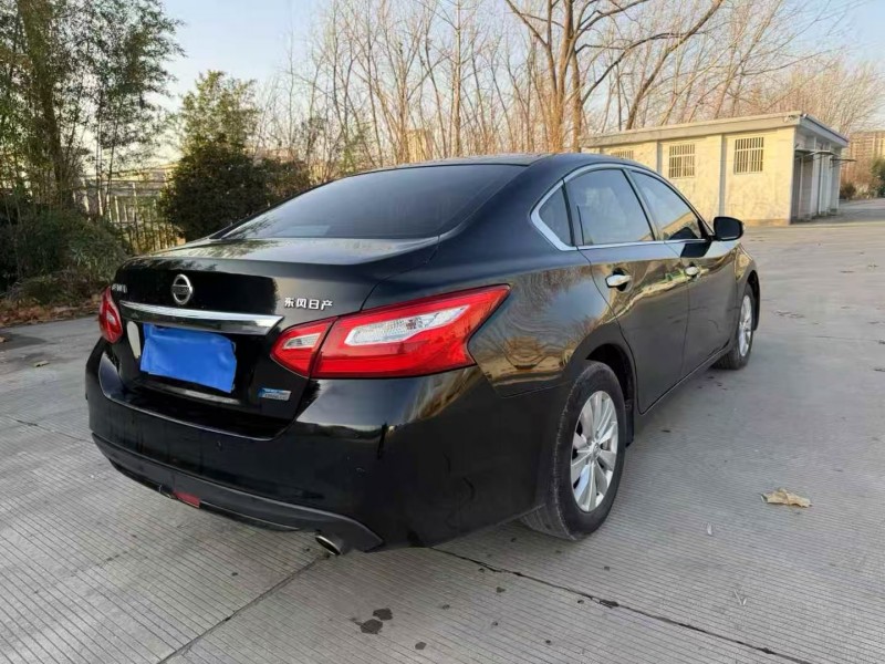 徐州18年日产天籁8