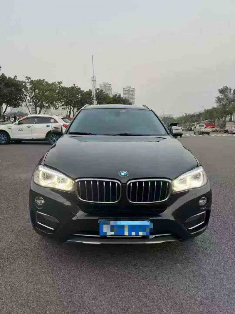 重庆18年宝马X61