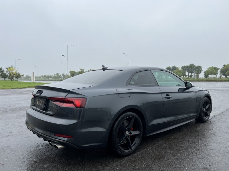 盐城19年奥迪A57