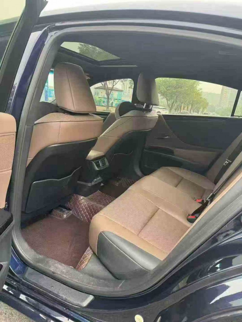 重庆23年雷克萨斯ES4