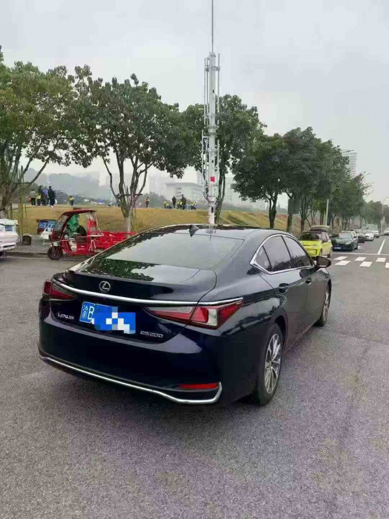 重庆23年雷克萨斯ES8