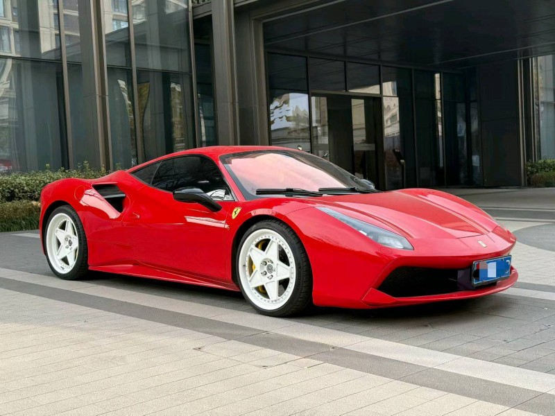 徐州18年法拉利4882