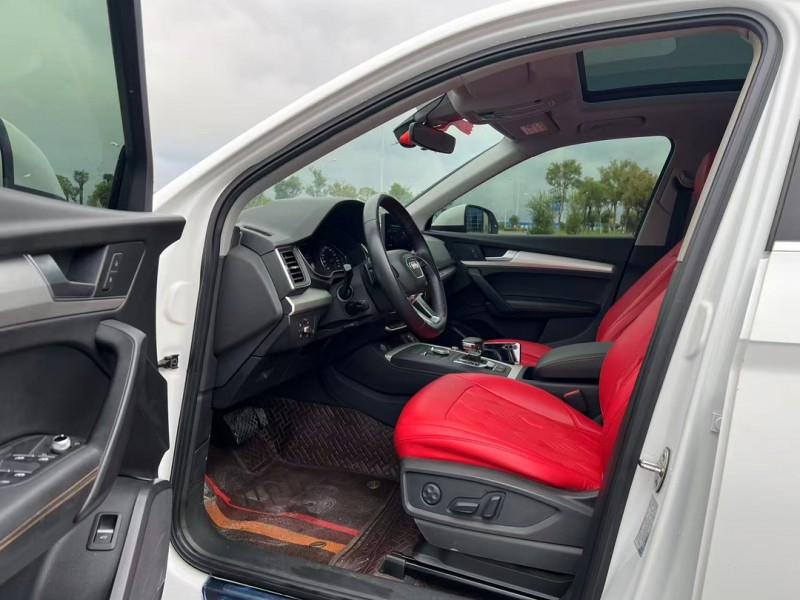 盐城20年奥迪Q54