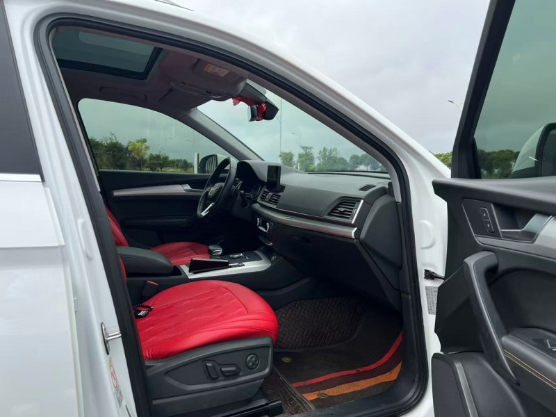 盐城20年奥迪Q56