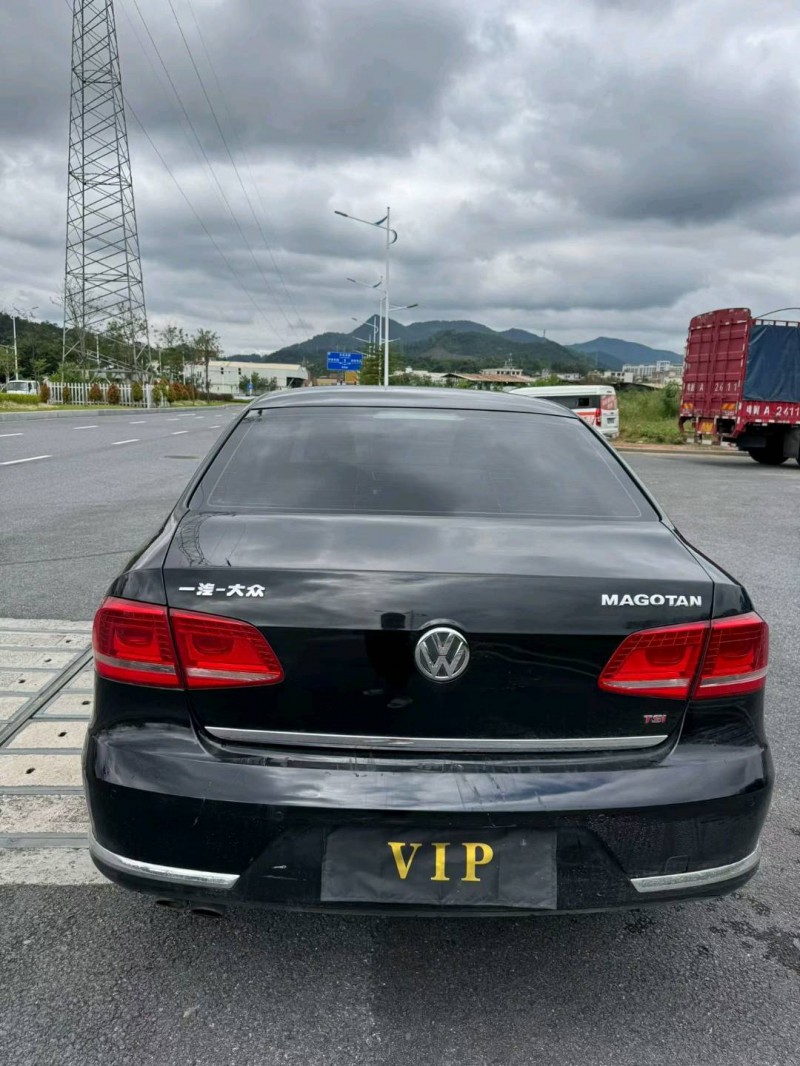 深圳16年大众迈腾3