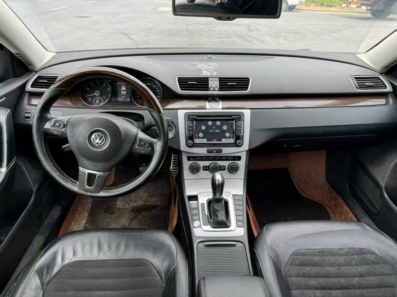 深圳16年大众迈腾7