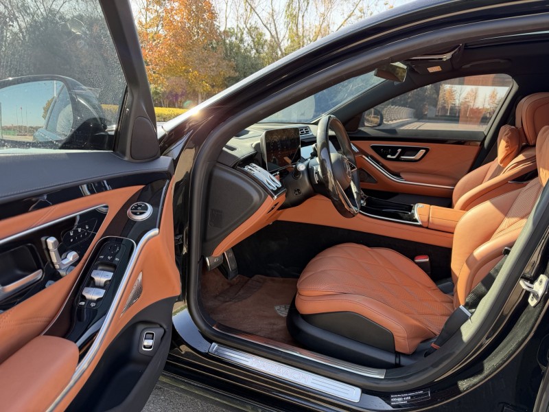 盐城23年奔驰迈巴赫S级5