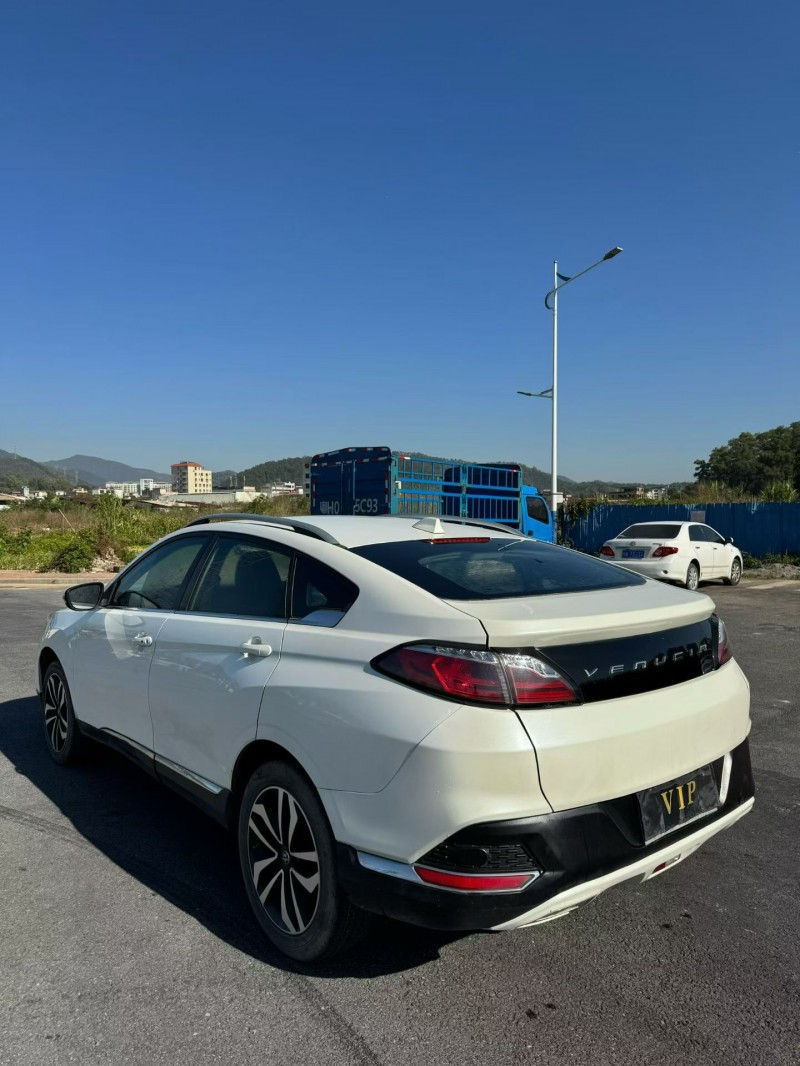 云浮18年启辰T908