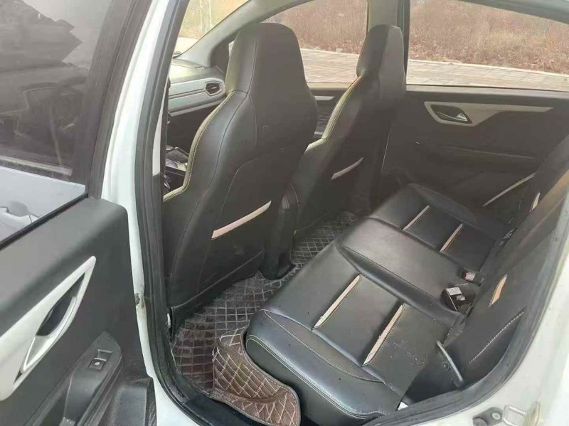 郑州23年江淮思皓7