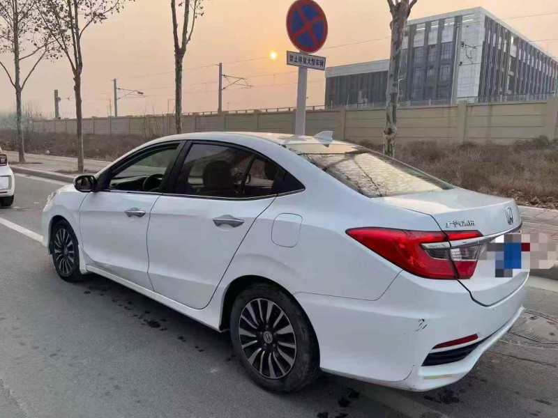 郑州13年本田凌派5