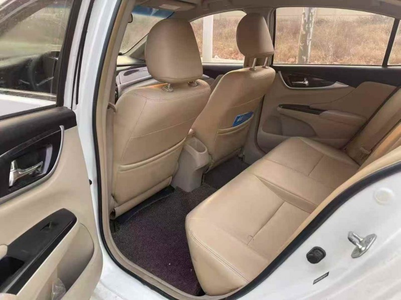 郑州13年本田凌派8