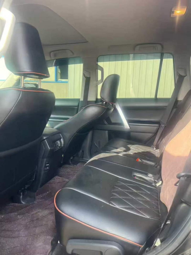 潍坊19年丰田普拉多6