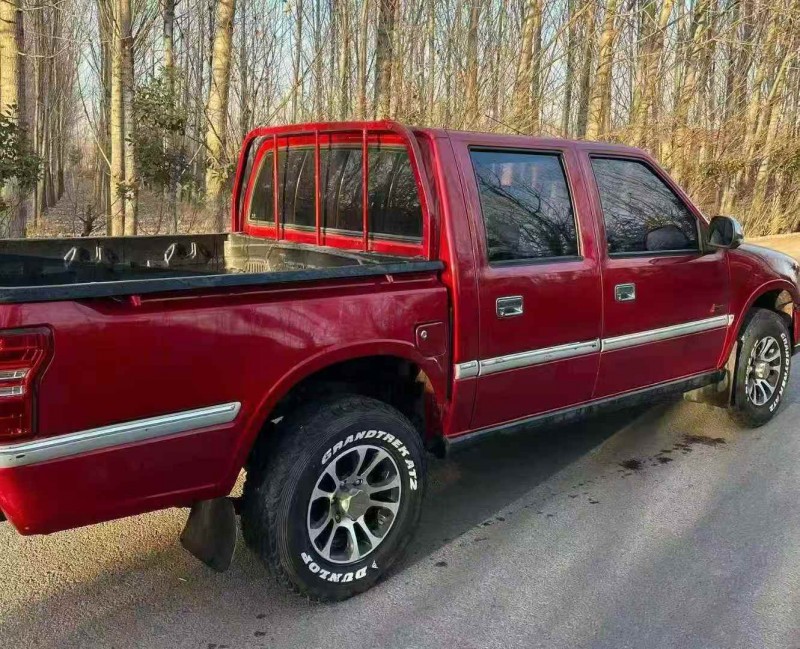 济宁17年五十铃皮卡6