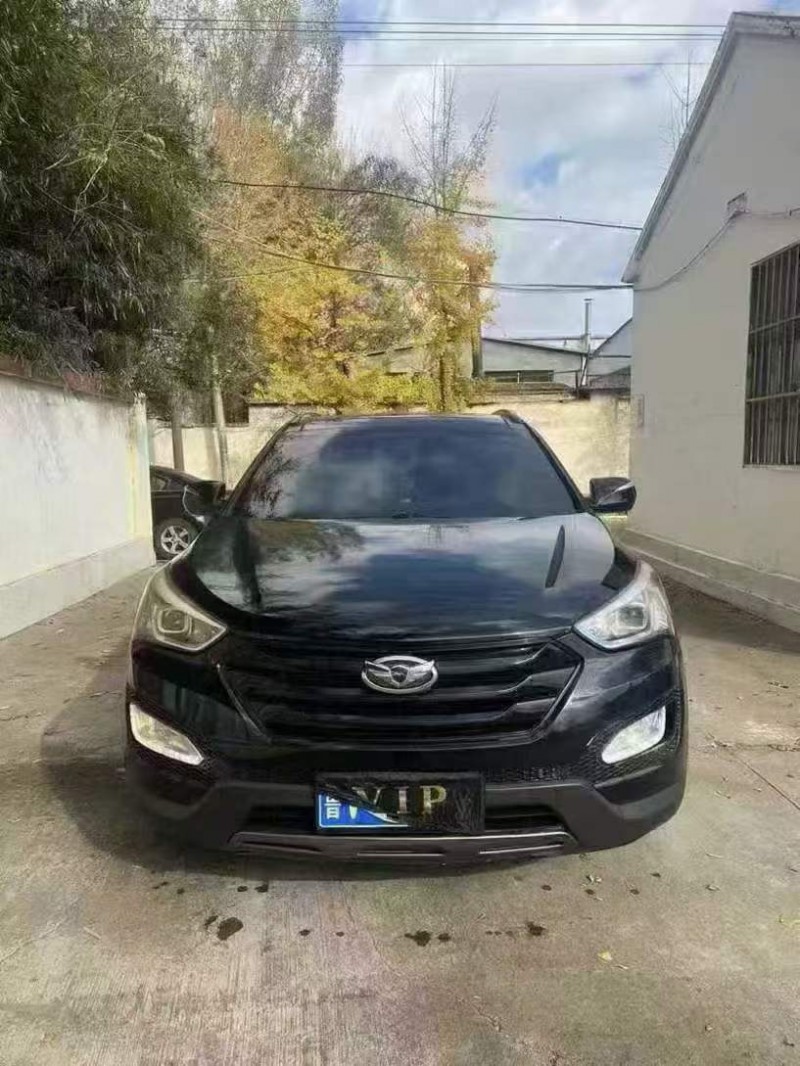 潍坊13年现代新胜达1