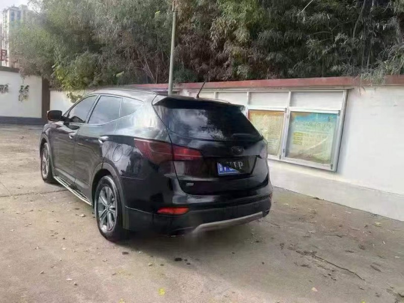 潍坊13年现代新胜达7