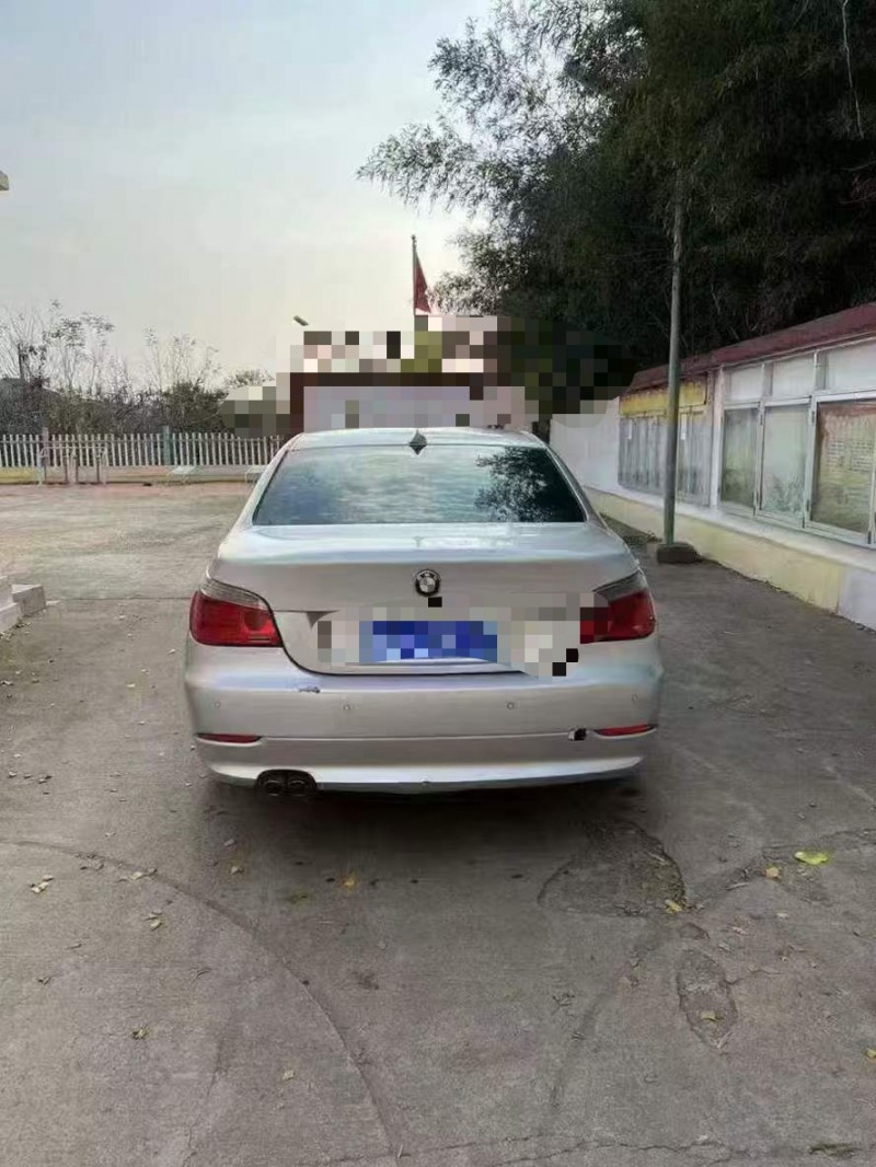 潍坊08年宝马5系9