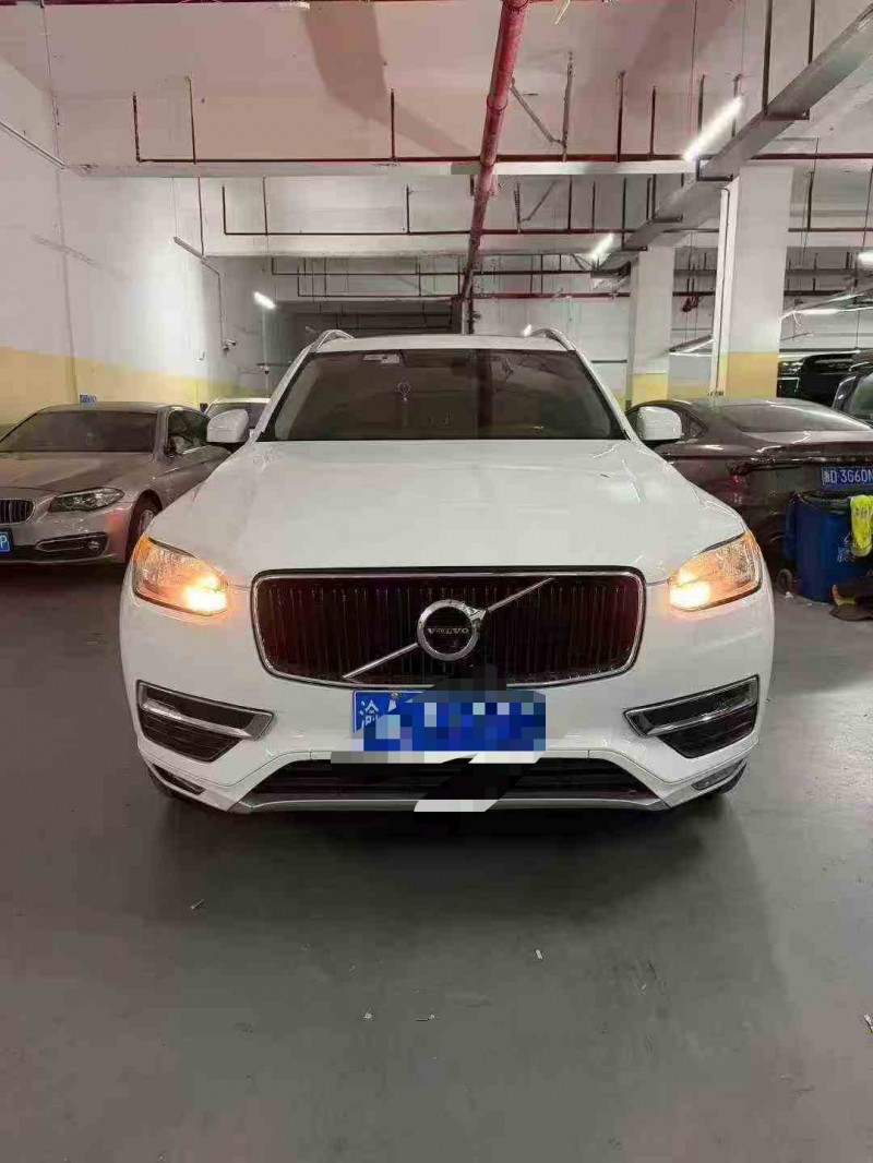 重庆17年沃尔沃XC901