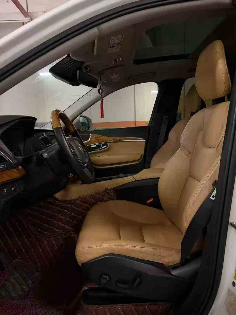 重庆17年沃尔沃XC906