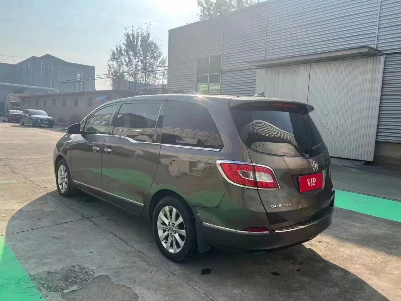 临沂12年别克GL88