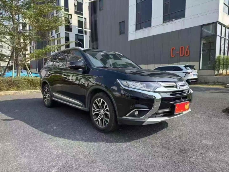 广州17年三菱欧蓝德3