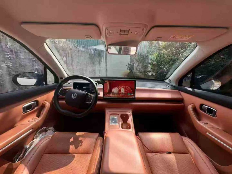 珠海24年零跑汽车C104