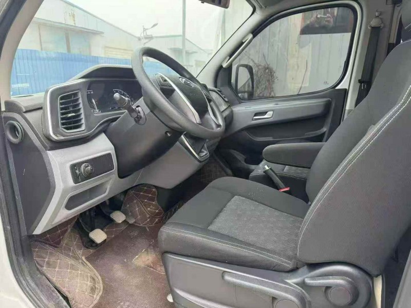 郑州25年大通V909