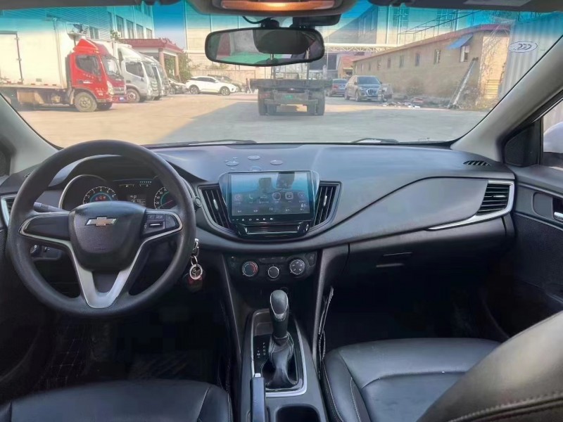 临沂17年雪佛兰科沃兹6