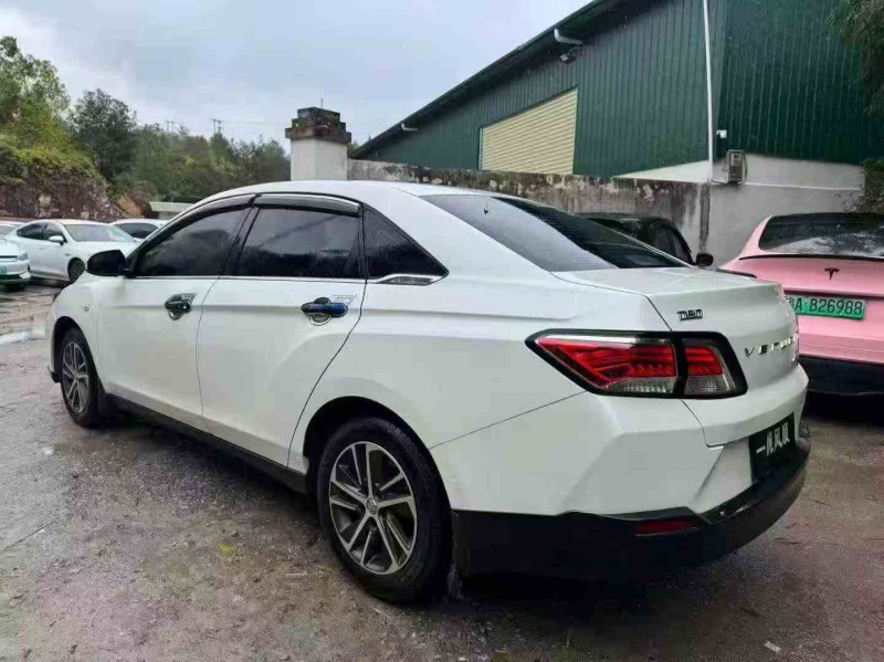 珠海20年启辰D605