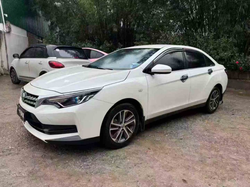 珠海20年启辰D607