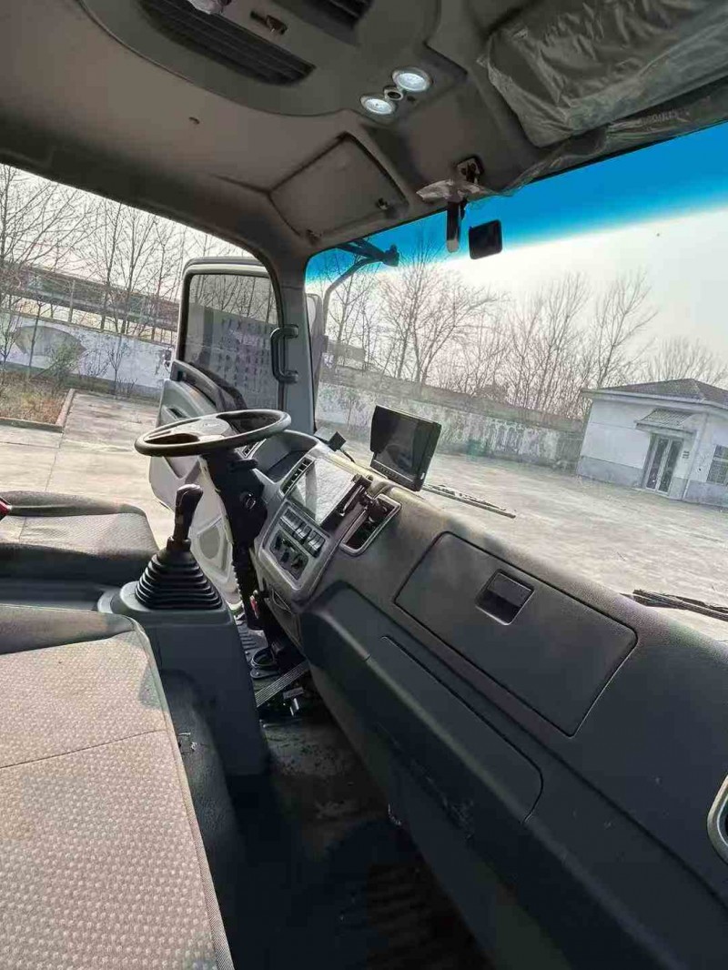 徐州24年卡车系列重汽豪沃5