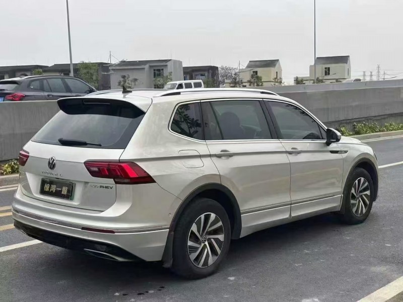 广州21年大众途观4