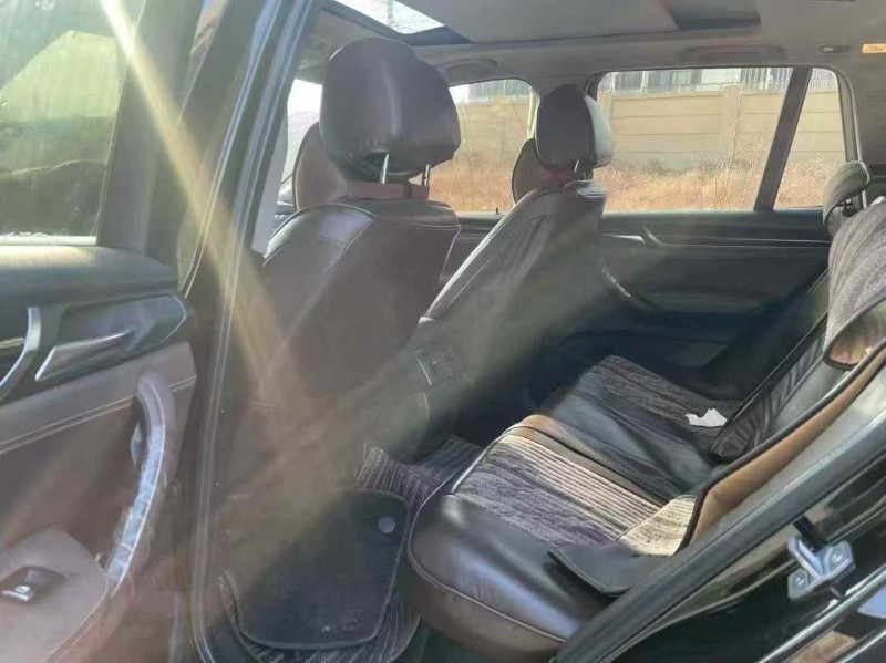 郑州15年宝马X37