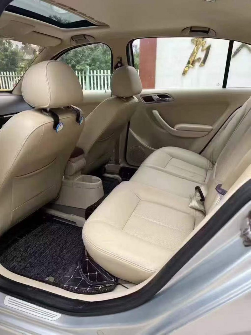 潍坊10年大众朗逸6