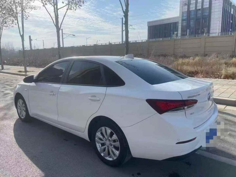 郑州20年别克英朗4