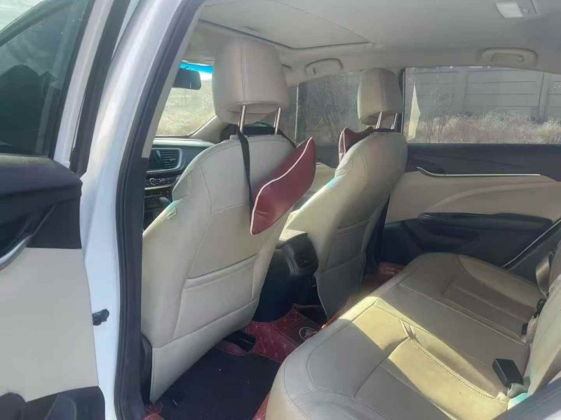 郑州20年别克英朗7