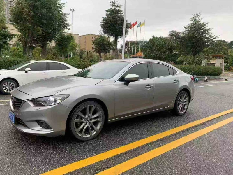 珠海17年马自达阿特兹2